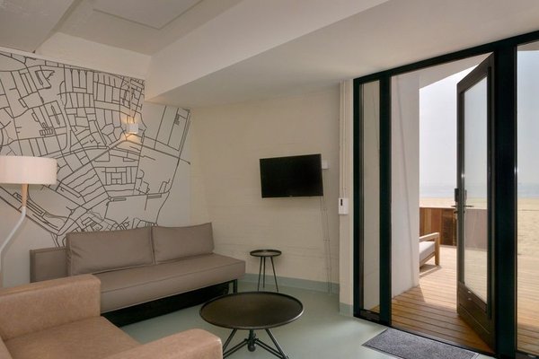 Pier 7 Beachrooms